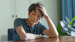 does schizophrenia get worse with age